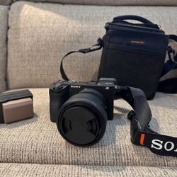 Sony Alpha 6700. 
