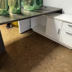 Office Desk 