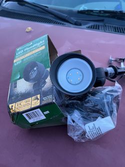 2 led floodlights hardwire low voltage $10 for the pair