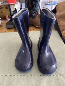 Kids rain boots