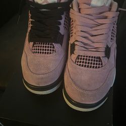 Pink Jordan 4s