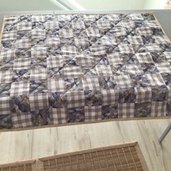 Quilt, Gray Palaka/Lavendar Gray  Black