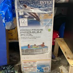 Used 12’ X30in Intex Pool With  Brand New Pump