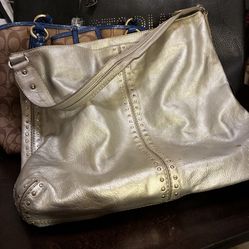 Michael Kors Bag – Signature **Item Details:** • Brand: Michael Kors • Color/Material: Silver-colored canvas • Condition: Pre-owned; in excellent cond
