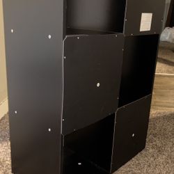 Bookshelf storage
