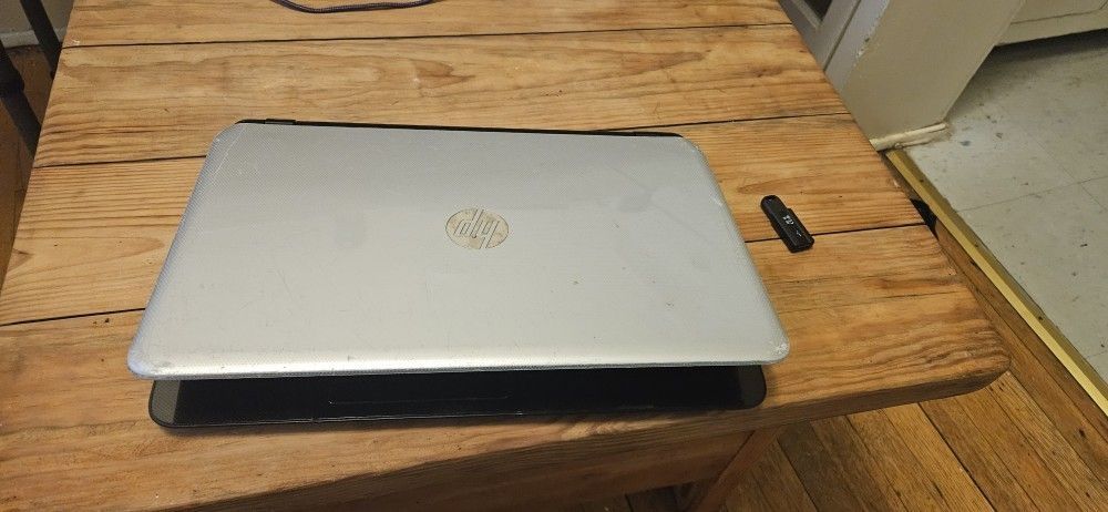 HP 15-1271WM 15.6" Laptop Intel Pentium N3540 2.16GHz