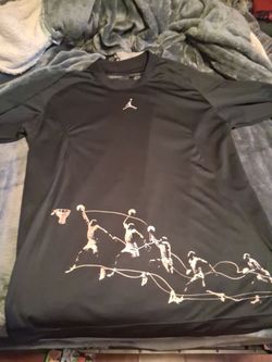 X-LARGE JORDAN-LONG SLEEVE TRAINING SHirt