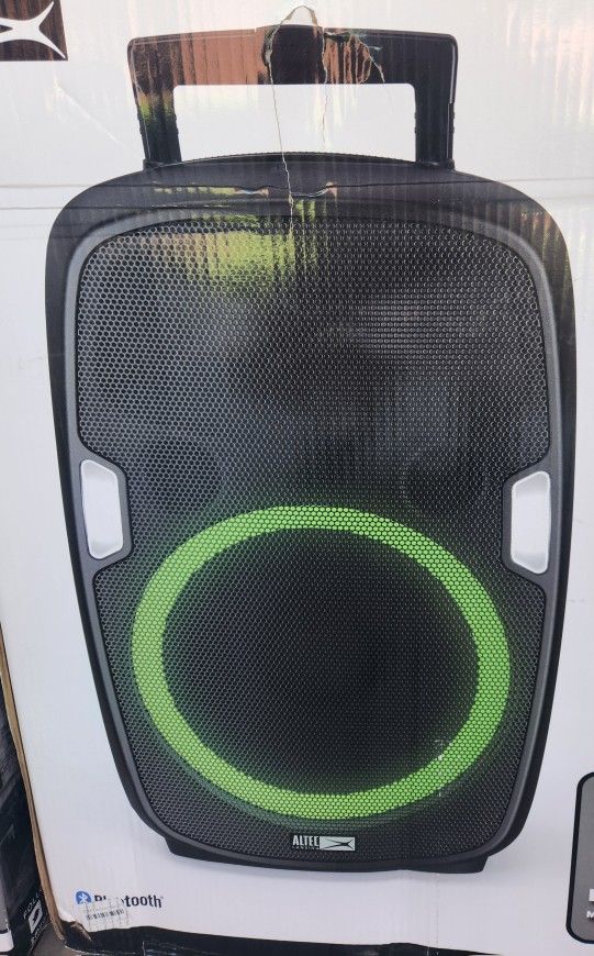 New Speaker Recharable..