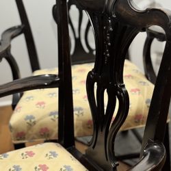 Set of 4 Chairs 