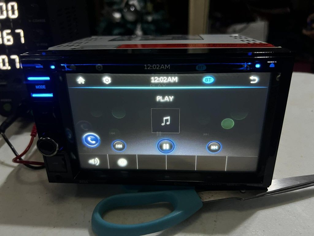 I'n Very Good Condition Boss Double-din Everything Works Good