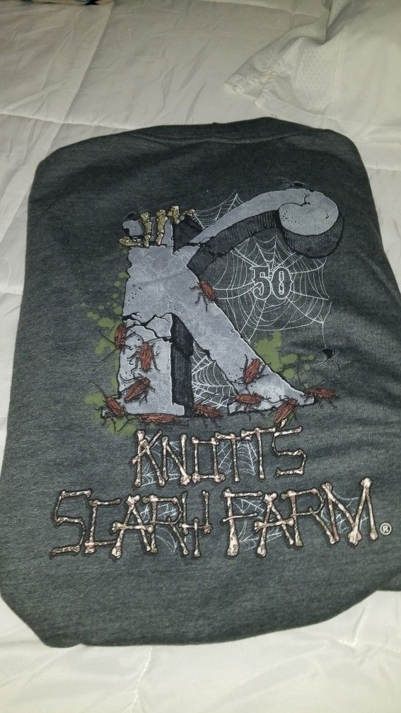 Knott's Berry " Scary" Farm 50th Anniversary zip up Hoodie XL