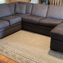 England Furniture Sectional  Sofa