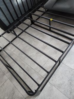 Twin Metal Foundation 9"