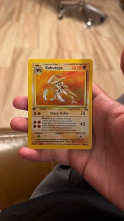 Kabutops Pokémon Card 9/62 1st Edition