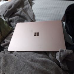 Microsoft Surface Laptop 4