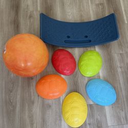     Kids Balance Board & Stepping Stones Set 