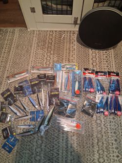Large Lot of Saltwater Fishing Lures and Rigs
