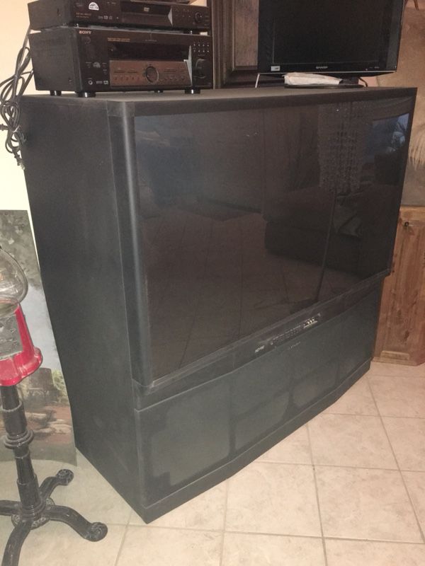 Big Screen box TV for Sale in Sun City, AZ - OfferUp