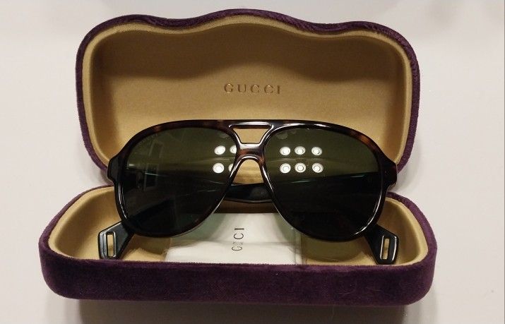 Gucci Aviator Sunglasses