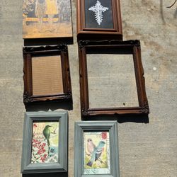 Assorted Small Wall Decor