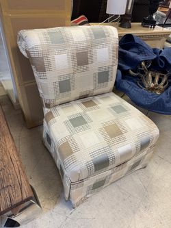 Upholstered Slipper Chair with Plaid Fabric