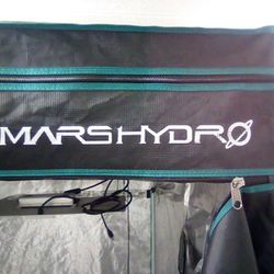 Mars Hydro Growing Tent. Complete
