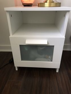 Nightstand 