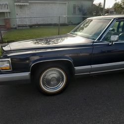 1991 Cadillac Brougham