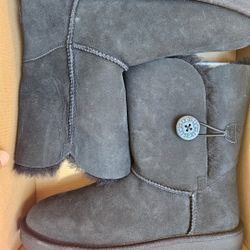 UGG Bailey Button II Boots 