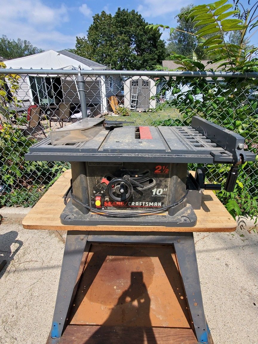 Craftsman 10"Table Saw, 2.5 HP, with cart, plus safety shield, and dust