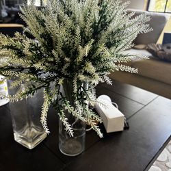 NEW IN BOX — Artificial flowers (2) free vases! STILL AVAIL