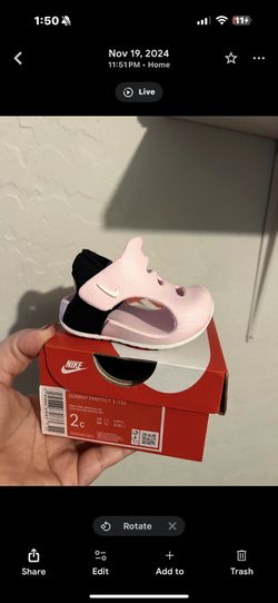 Infant Nike Sandals