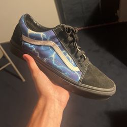 thunder Vans