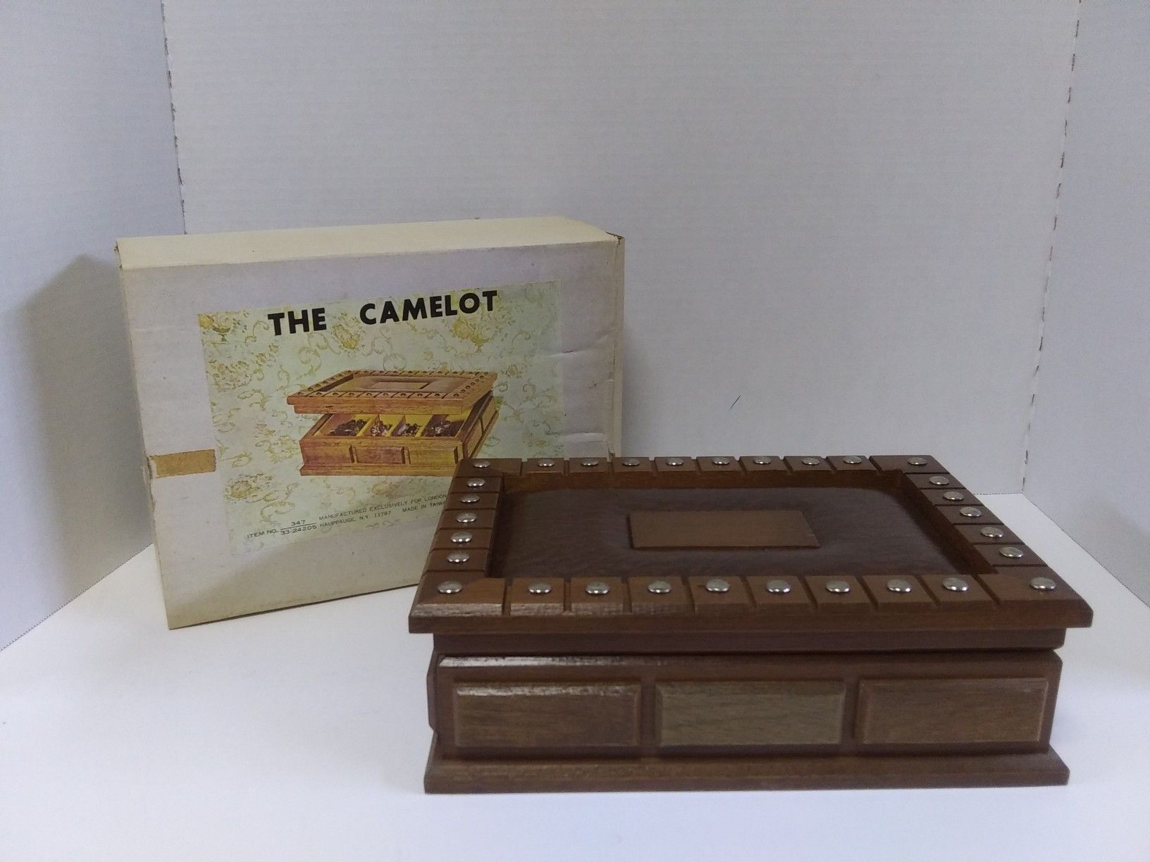Vintage Camelot Jewelry Box.