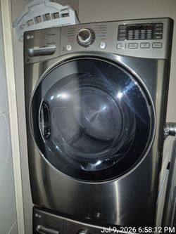 LG WASHER AND DRYER