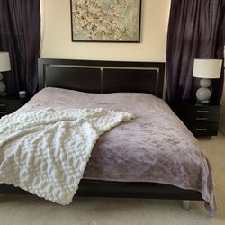 California King Bed With Nightstands . Mane In Europe. Beautiful Espresso Color Wooden Pieces.