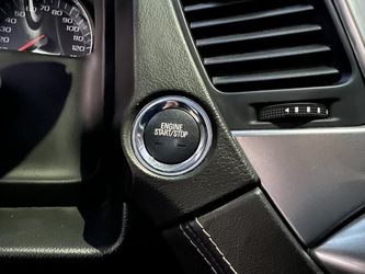 2020 Chevrolet Suburban Thumbnail
