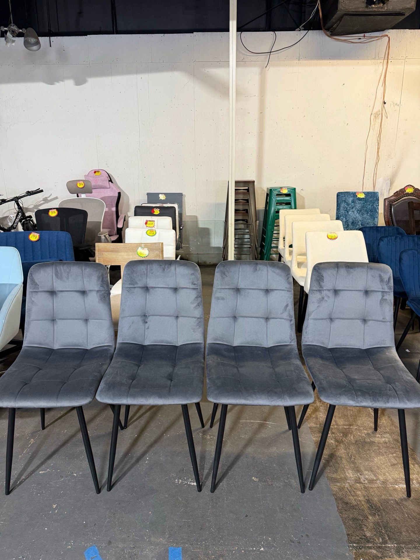 🔥Set of 4🔥Velvet Dining Chair, Modern Armless Dining Side Chair with Metal Legs for Kitchen, Living Room Dressing Table (Gray)💰150$ Decatur Locati