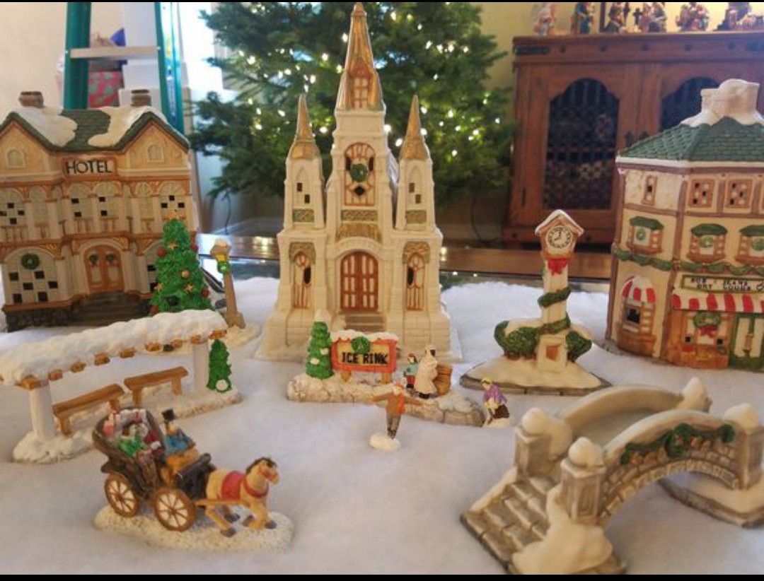 Vintage Collectors Mercuries USA Christmas Village set 1993