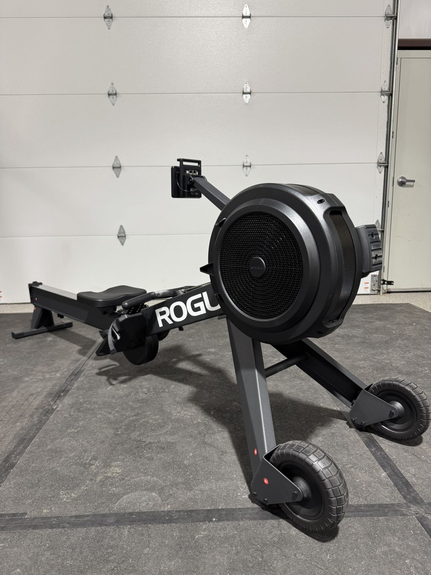 Like NEW  Rogue Fitness Echo Rower - CrossFit indoor rowing machine