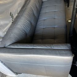 Sofa Gris / Couch (Grey)