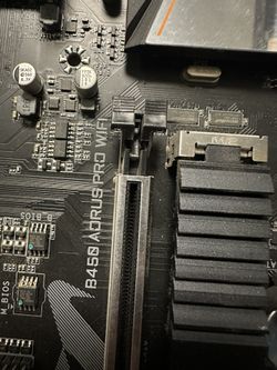 GIGABYTE b450 aorus pro wifi