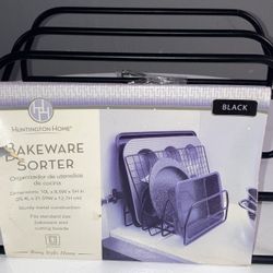 Bakeware Organizer