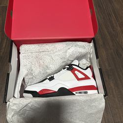 Jordan retro 4s red cements size 10.5