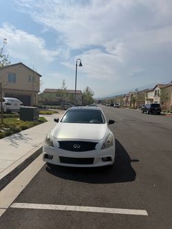 2012 Infiniti G37