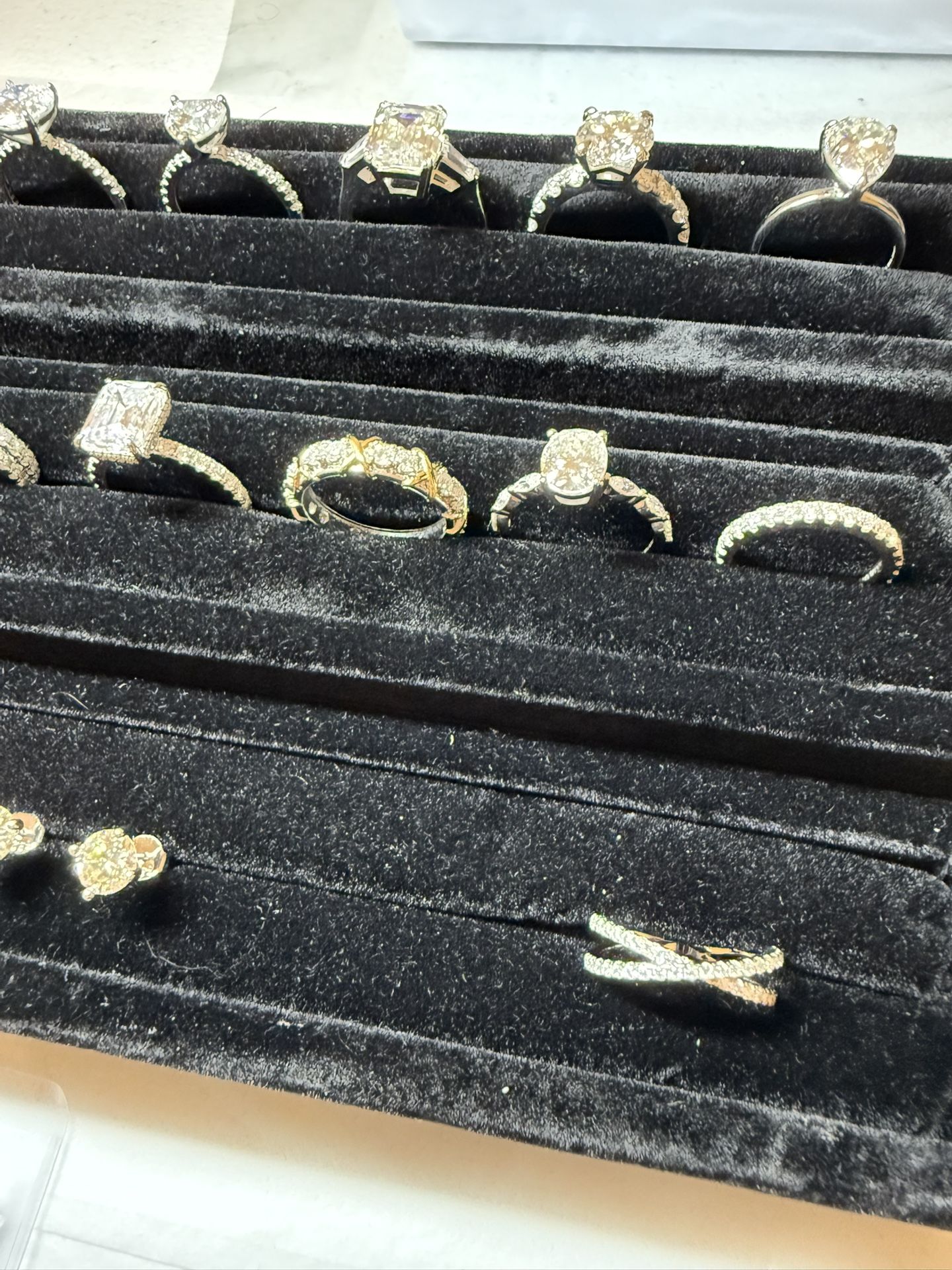 Moissanite Engagement Rings (valentine’s)