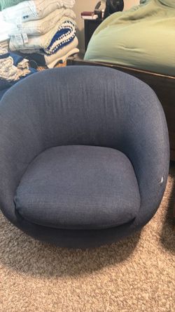 Blue Swivel chair