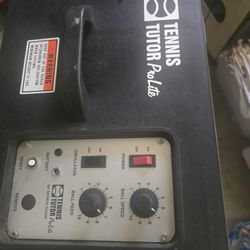 BALL MACHINE TENNIS LIKE NEW