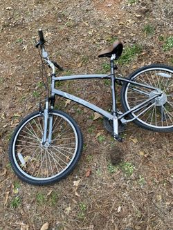 TREK NAVIGATOR 2.0, Back Brake Locked Needs Adjustments And Tires Are Flat. Haven’t Used In Over A Year. 