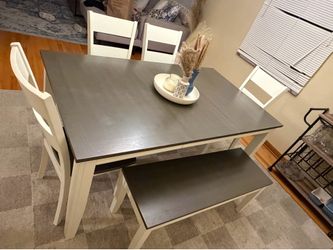 Dining room set